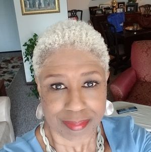 Meet your Posher, Robin